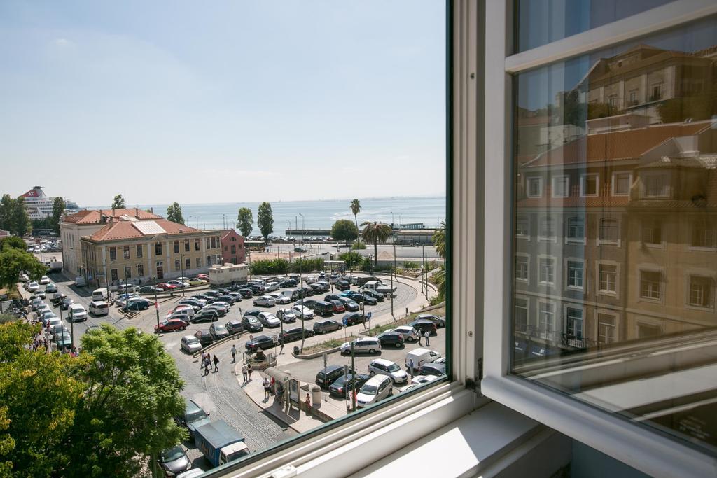 Downtown Seaview Apartment Lisbon Bagian luar foto